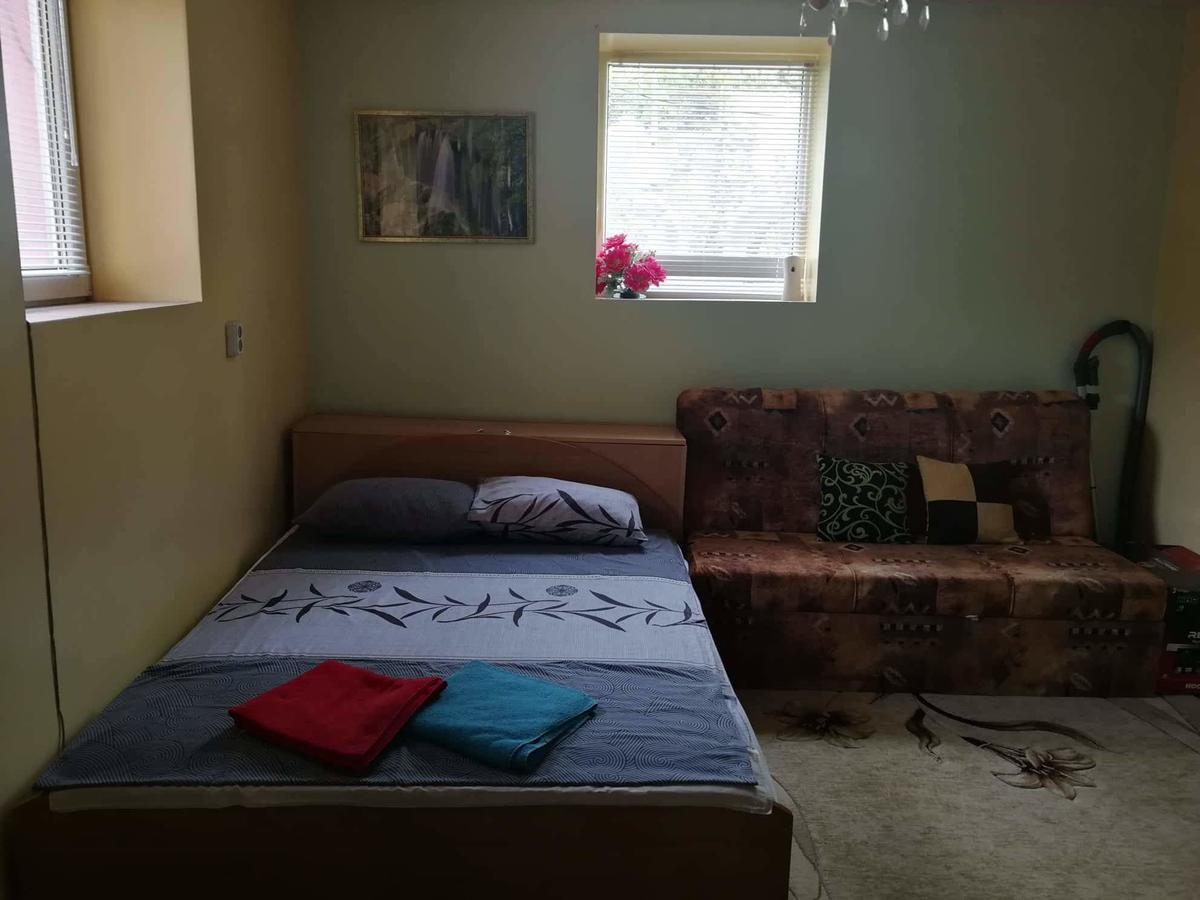 Two Bedroom Townhouse Mika 鲁塞 外观 照片